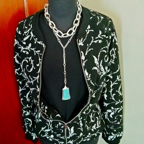 Jacket - Picture 1 of 3